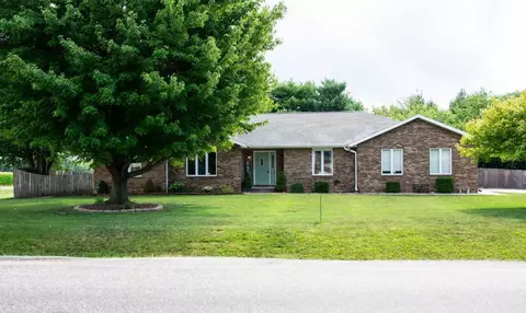 1012 Lenhart Rd, Springfield, IL 62711 photo 1