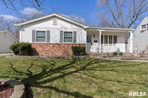 2077 Henley Rd, Springfield, IL 62702 photo 2