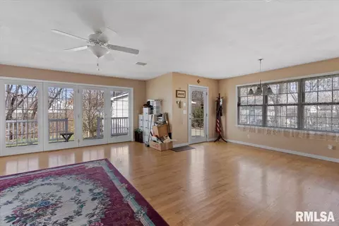 2077 Henley Rd, Springfield, IL 62702 photo 7