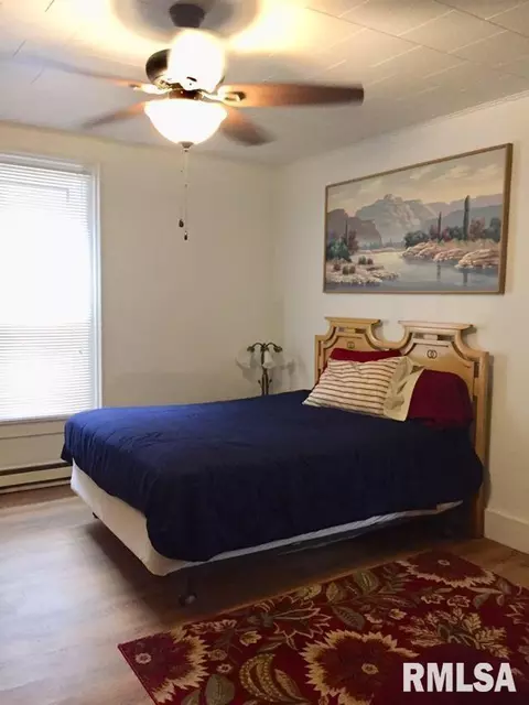 609 W Capitol Ave, Springfield, IL 62704 photo 8
