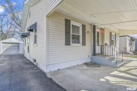 3108 S 5th St, Springfield, IL 62703 photo 4