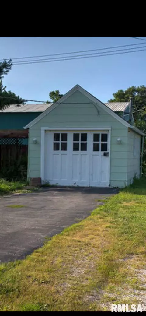 207 E Main, Melvin, IL 60952 photo 3