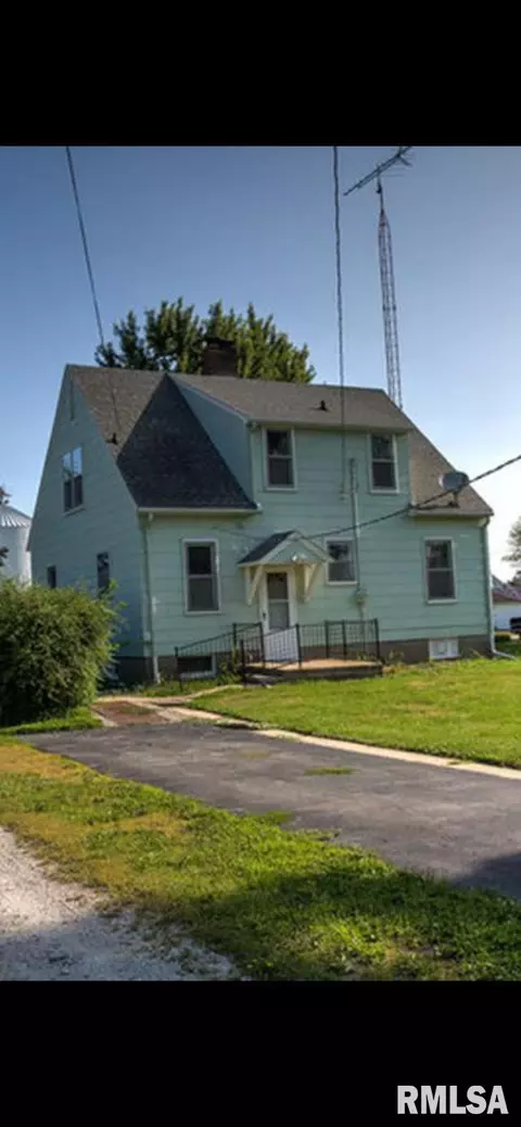 207 E Main, Melvin, IL 60952 photo 2