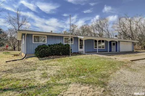 13637 Harris Rd, Athens, IL 62613
