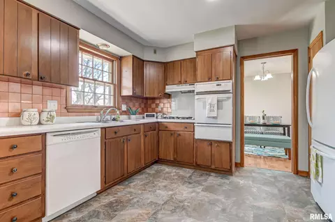 816 Independence Rdg, Springfield, IL 62702 photo 10