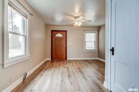 3228 S 5th St, Springfield, IL 62703 photo 7