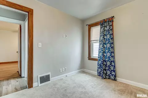 3228 S 5th St, Springfield, IL 62703 photo 14