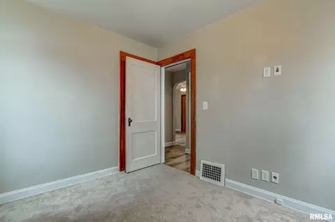 3228 S 5th St, Springfield, IL 62703 photo 16