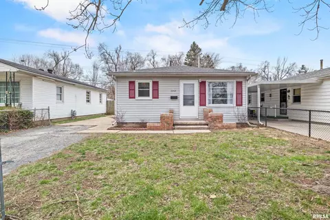 2264 E Watch Ave, Springfield, IL 62702
