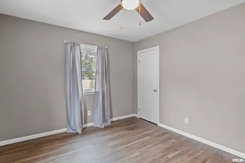 2264 E Watch Ave, Springfield, IL 62702 photo 10