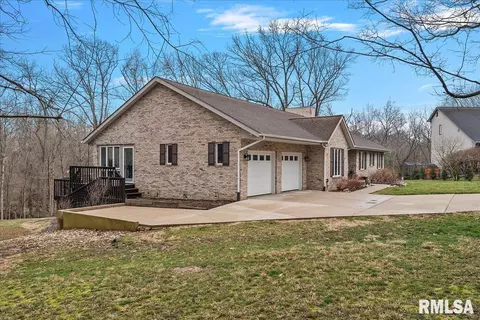 3701 W Bluffs Rd, Springfield, IL 62711 photo 6