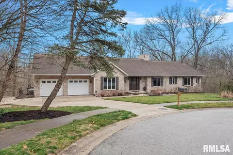 3701 W Bluffs Rd, Springfield, IL 62711 photo 2