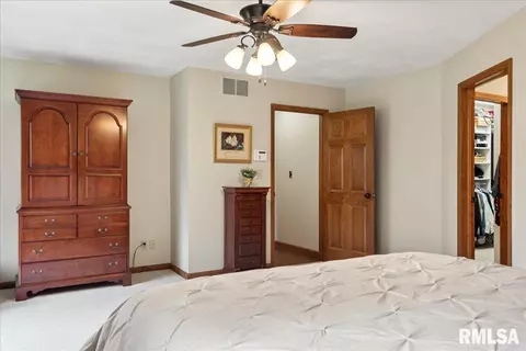 3701 W Bluffs Rd, Springfield, IL 62711 photo 33