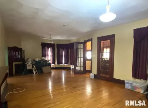 618 E Black Ave, Springfield, IL 62702 photo 13