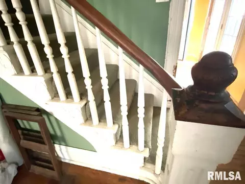 618 E Black Ave, Springfield, IL 62702 photo 10