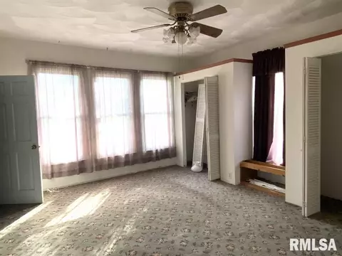 618 E Black Ave, Springfield, IL 62702 photo 17