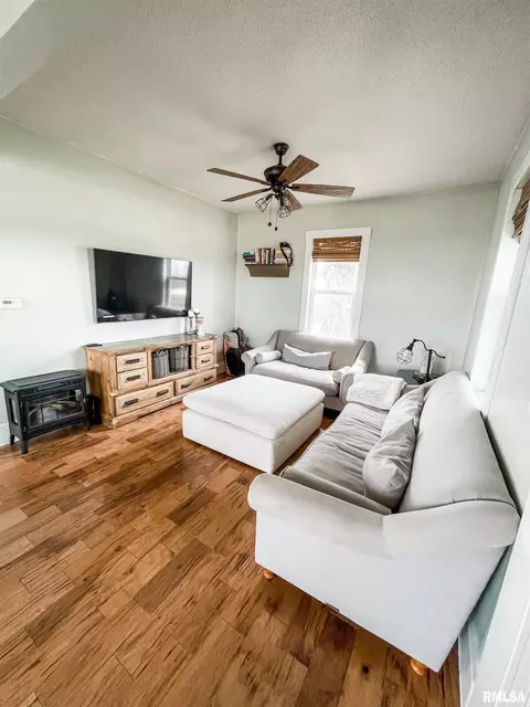 2360 E 1850 St, Mendon, IL 62351 photo 9