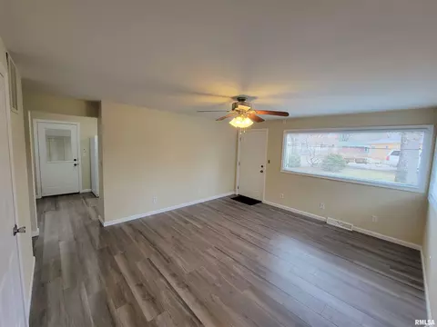 3131 Rita Ave, Springfield, IL 62704 photo 3