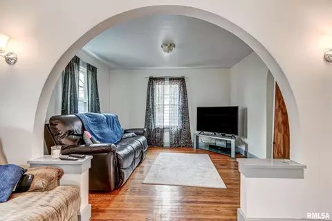 2324 S 7th St, Springfield, IL 62703 photo 9