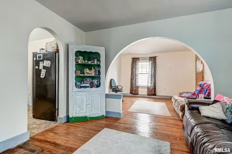 2324 S 7th St, Springfield, IL 62703 photo 5