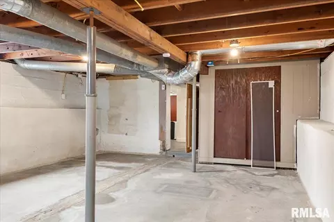1020 W Elliott Ave, Springfield, IL 62702 photo 22
