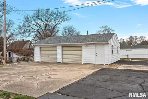 1020 W Elliott Ave, Springfield, IL 62702 photo 26