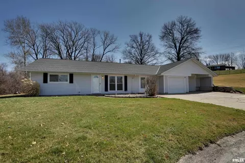 3416 Lyric Ln, Quincy, IL 62301