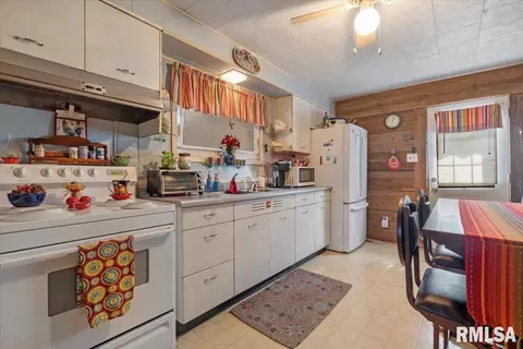 1616 W Washington St, Springfield, IL 62702 photo 8