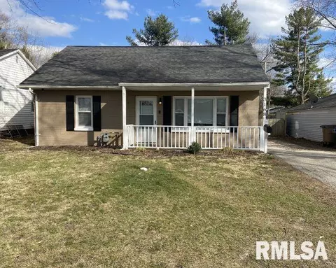 3168 Carman Ave, Springfield, IL 62703