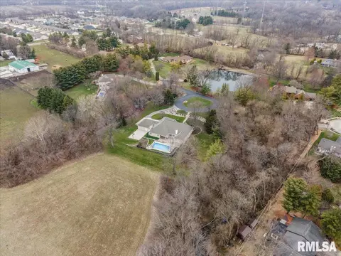 3004 Crown Pt, Springfield, IL 62704 photo 96