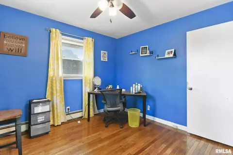 320 S Primm St, Athens, IL 62613 photo 12