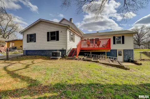 521 E Jefferson St, Riverton, IL 62561 photo 44