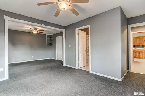 521 E Jefferson St, Riverton, IL 62561 photo 22