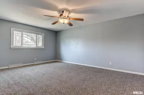 3124 Stonehill Dr, Springfield, IL 62704 photo 12