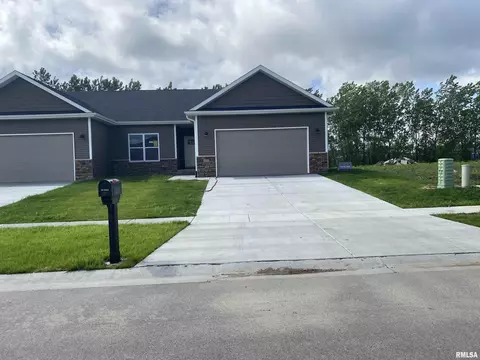 3908 Westgate Dr, Springfield, IL 62711 photo 2