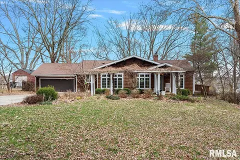 20 Villa Grove Ln, Springfield, IL 62712