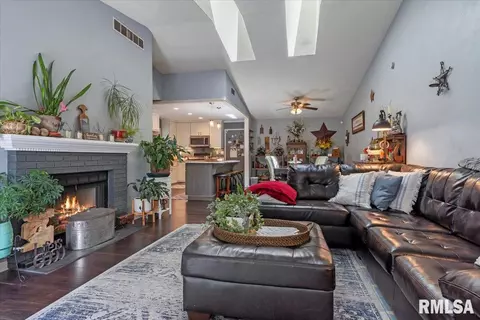 1809 Cog Mill Ct, Springfield, IL 62704 photo 7