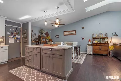 1809 Cog Mill Ct, Springfield, IL 62704 photo 9