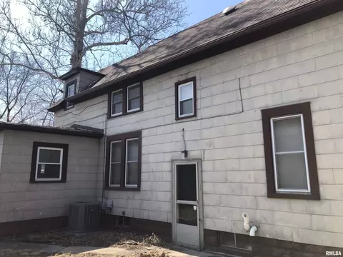1516 E Keys Ave, Springfield, IL 62702 photo 4