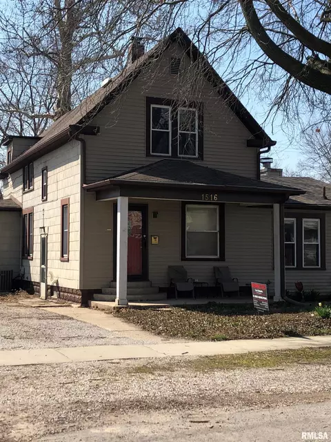 1516 E Keys Ave, Springfield, IL 62702