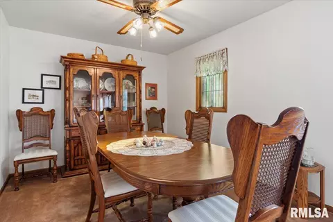 6 Red Oak Ln, Springfield, IL 62712 photo 9