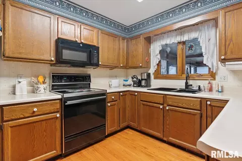 6 Red Oak Ln, Springfield, IL 62712 photo 11