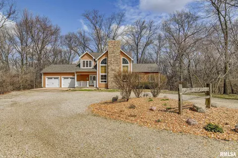 16557 Prairie Ln, Petersburg, IL 62675