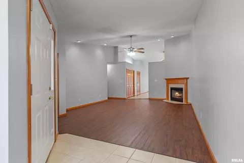 2803 Wordsworth Dr, Springfield, IL 62711 photo 5