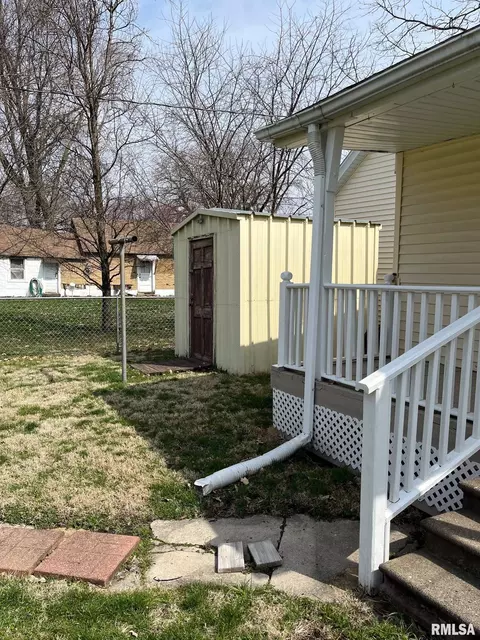 1109 Wheeler Ave, Springfield, IL 62702 photo 17