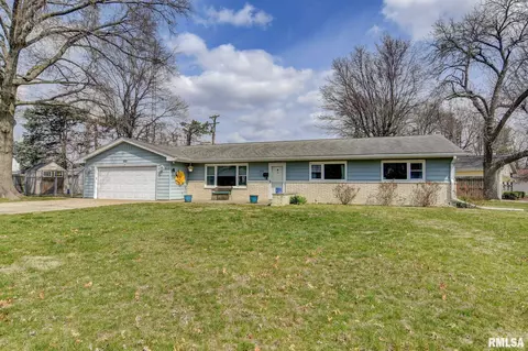 2301 Fairway Dr, Springfield, IL 62704 photo 1