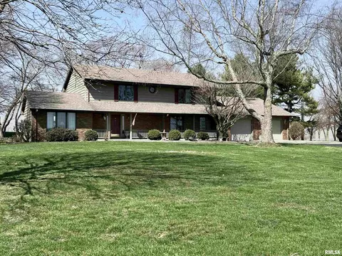 1309 Massey Ln, Jacksonville, IL 62650
