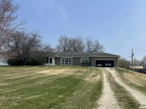 3103 St Anthony Rd, Quincy, IL 62305