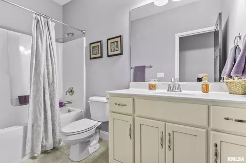 505 Wake Ct, Chatham, IL 62629 photo 32