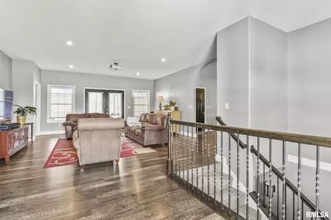 505 Wake Ct, Chatham, IL 62629 photo 6